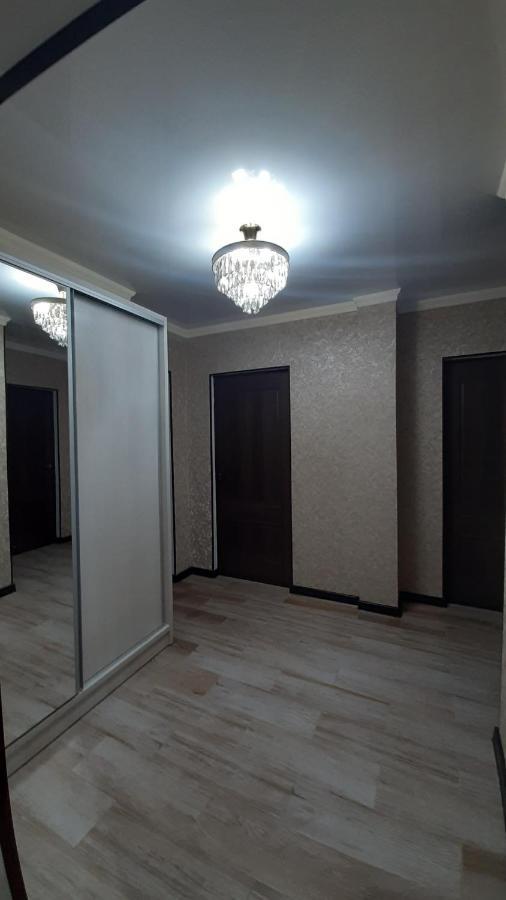 Apartment On Toktogula Bishkek Bagian luar foto