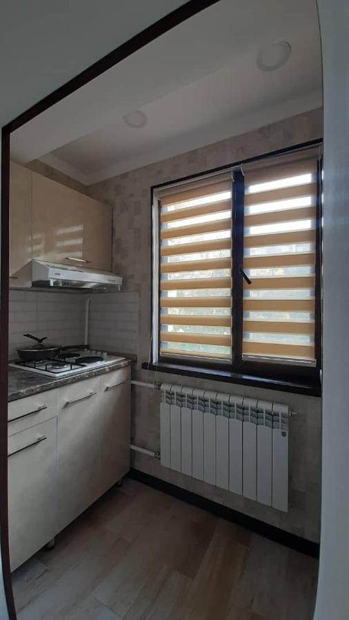 Apartment On Toktogula Bishkek Bagian luar foto